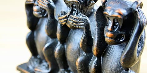 educación sexual tabú monitos ciego sordo y mudo